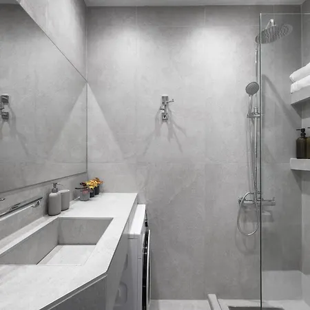 Promitheus 2 Bedroom Apartment *